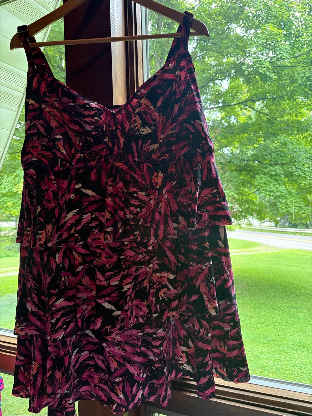 Penbrooke Plus Size Pink Black Abstract One Piece Swimsuit 26W 442004X